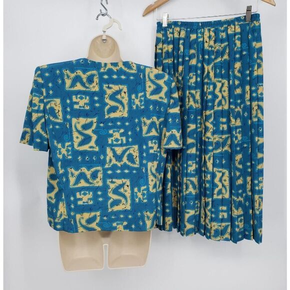 Vintage Leslie Fay Short Sleeve Skirt Set Pleated Midi Button Blouse - Picture 8 of 11